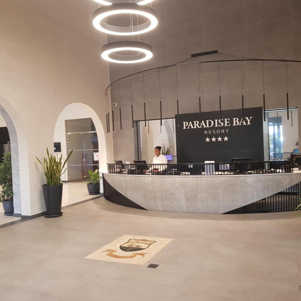 Paradise Bay Resort
